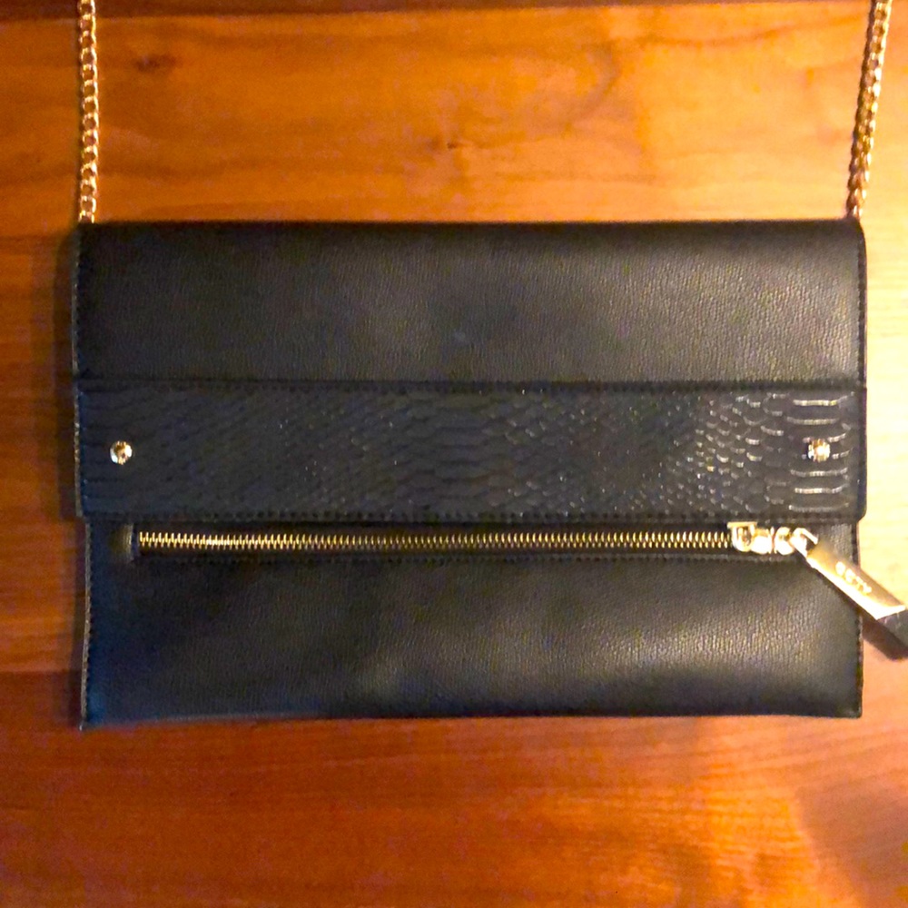 💙Two for $30💙ALDO Black Clutch with Gold Chain